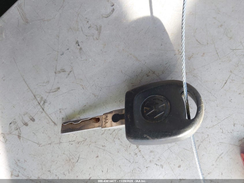 1998 Volkswagen New Beetle VIN: 3VWBB61C7WM024264 Lot: 43814477