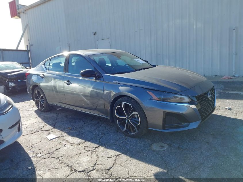 NISSAN ALTIMA SR FWD