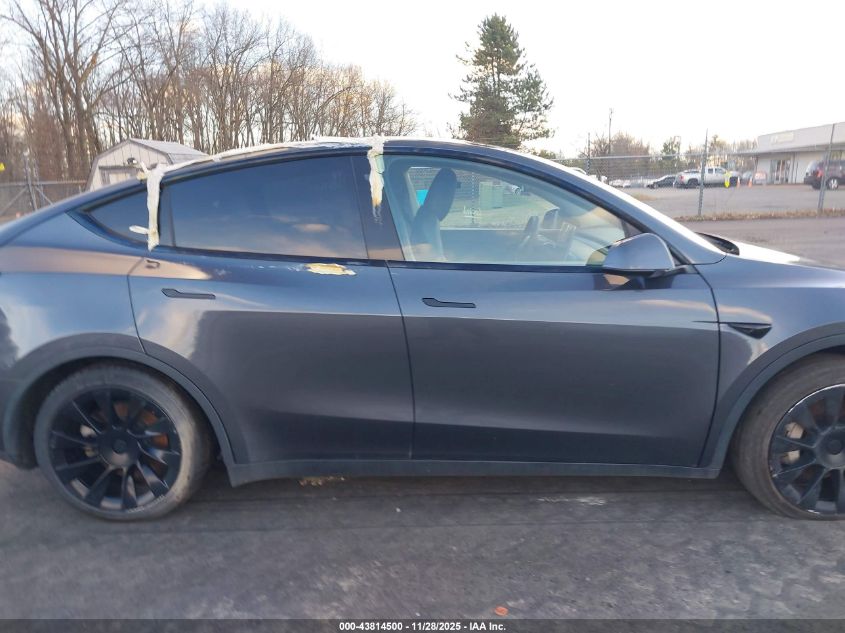 2020 Tesla Model Y Long Range Dual Motor All-Wheel Drive VIN: 5YJYGDEE3LF048656 Lot: 43814500