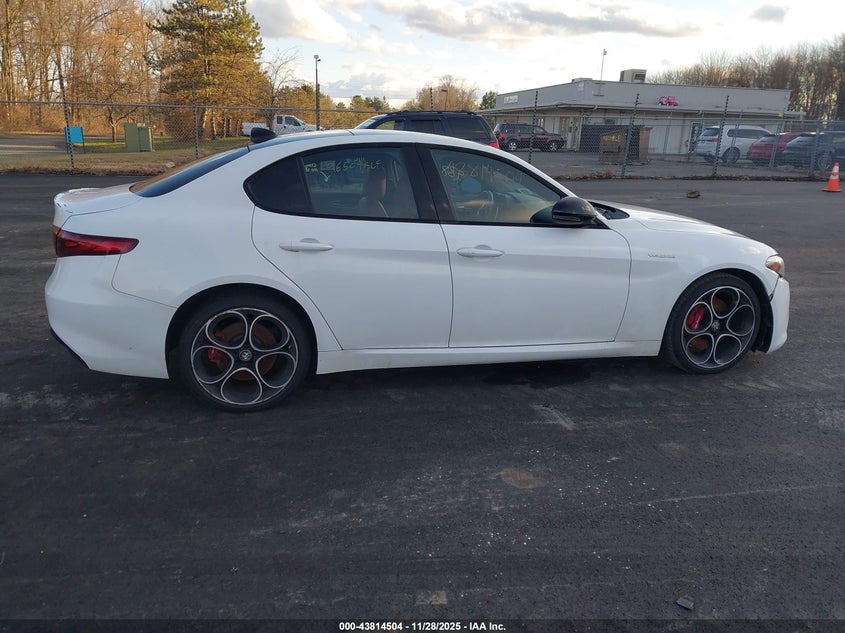 2022 Alfa Romeo Giulia Veloce Awd VIN: ZARFANBN5N7664442 Lot: 43814504
