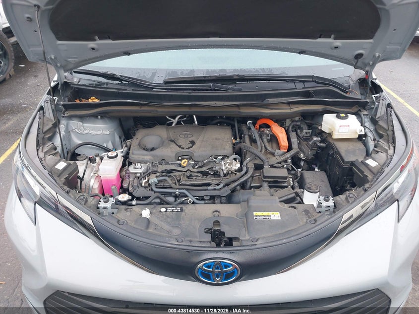 2023 Toyota Sienna Woodland Edition VIN: 5TDCSKFC2PS100984 Lot: 43814530