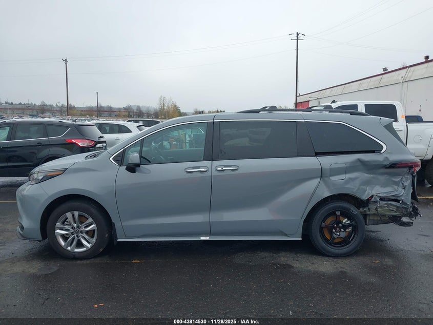 2023 Toyota Sienna Woodland Edition VIN: 5TDCSKFC2PS100984 Lot: 43814530