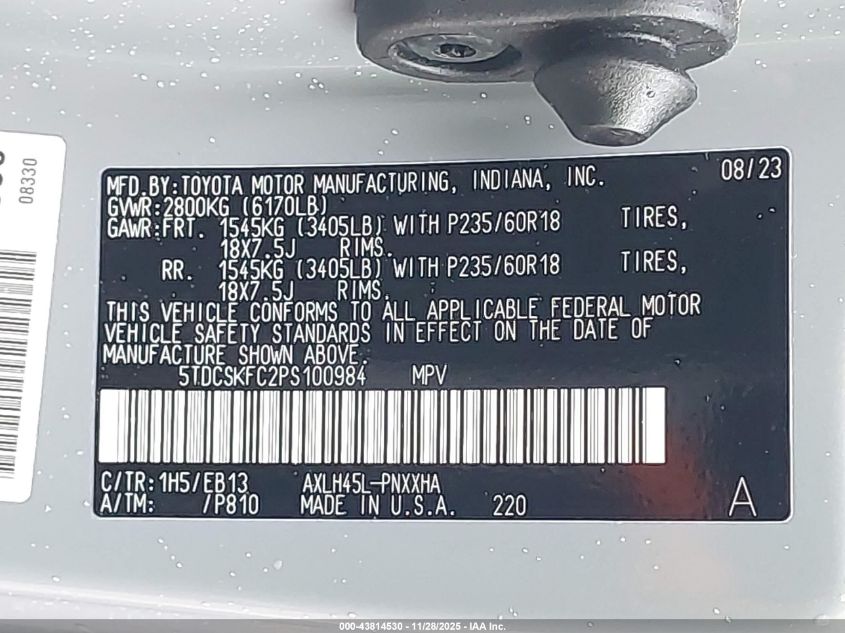 2023 Toyota Sienna Woodland Edition VIN: 5TDCSKFC2PS100984 Lot: 43814530