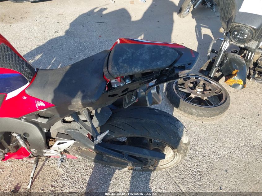 2023 Honda Cbr1000 Rr VIN: JH2SC771XPK600571 Lot: 43814542