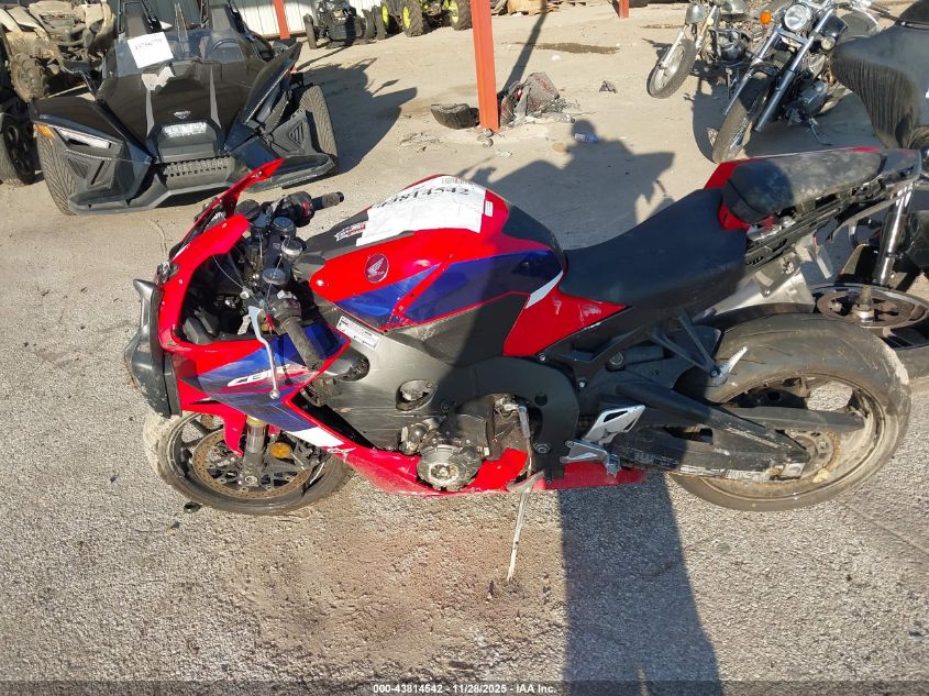 2023 Honda Cbr1000 Rr VIN: JH2SC771XPK600571 Lot: 43814542