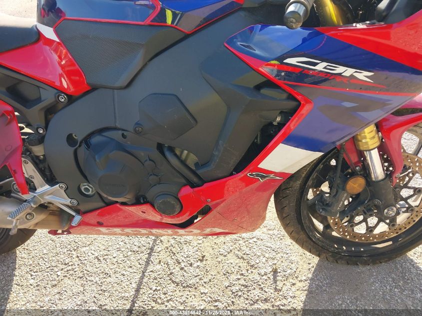 2023 Honda Cbr1000 Rr VIN: JH2SC771XPK600571 Lot: 43814542
