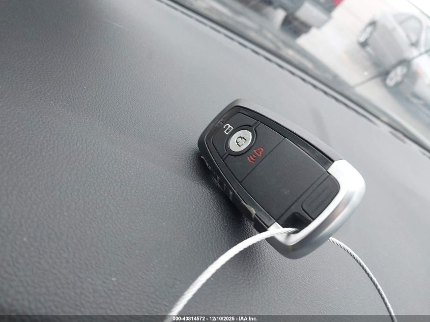 2022 Ford Escape Se VIN: 1FMCU9G61NUA60381 Lot: 43814572