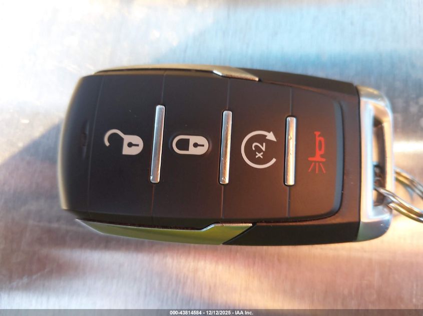 2025 Ram 1500 VIN: 1C6SRFGP6SN693397 Lot: 43814584