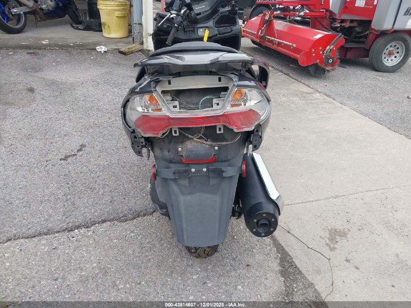 2012 Suzuki An400 A VIN: JS1CK44B2C2100596 Lot: 43814607