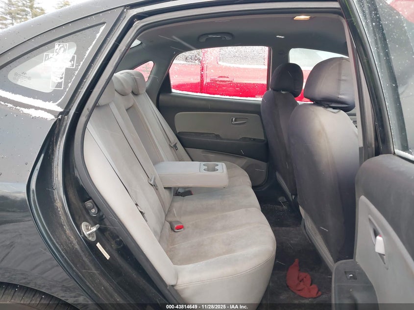 2008 Hyundai Elantra Gls/Se VIN: KMHDU46D08U475462 Lot: 43814649