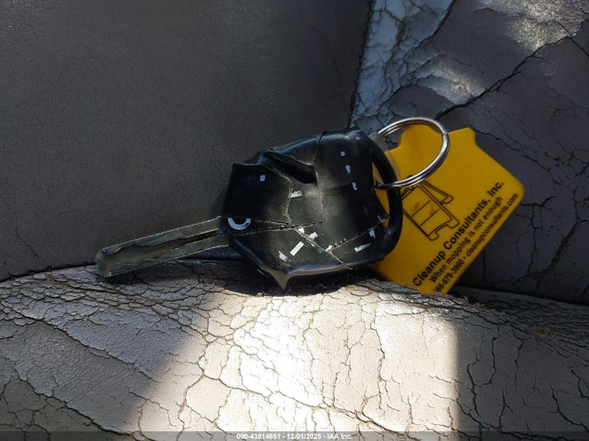 2003 Lexus Es 300 VIN: JTHBF30G230148062 Lot: 43814651