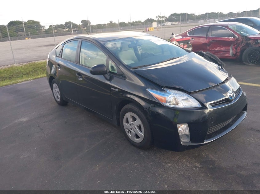 TOYOTA PRIUS III