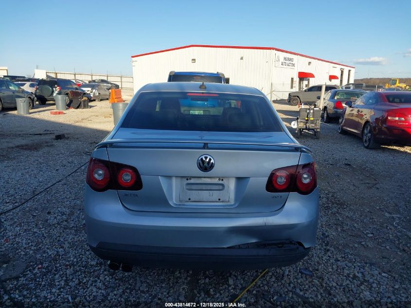 2008 Volkswagen Jetta Wolfsburg Edition VIN: 3VWRJ71K58M189537 Lot: 43814672