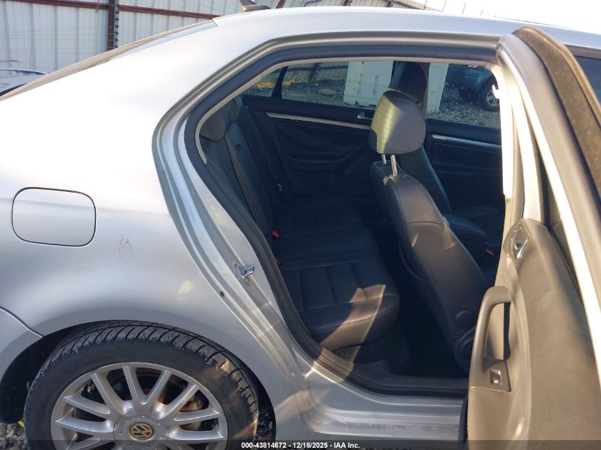 2008 Volkswagen Jetta Wolfsburg Edition VIN: 3VWRJ71K58M189537 Lot: 43814672