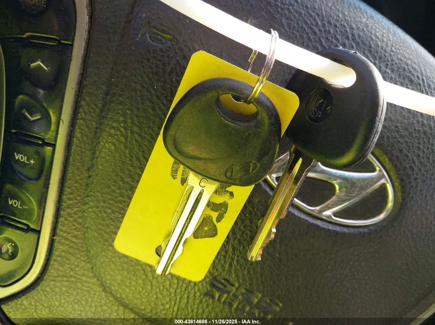 2012 Hyundai Santa Fe Limited V6 VIN: 5XYZK4AG8CG131292 Lot: 43814686