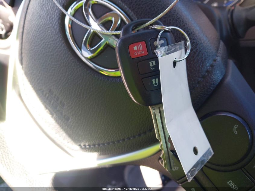 2018 Toyota Corolla Le VIN: 2T1BURHE7JC049754 Lot: 43814693