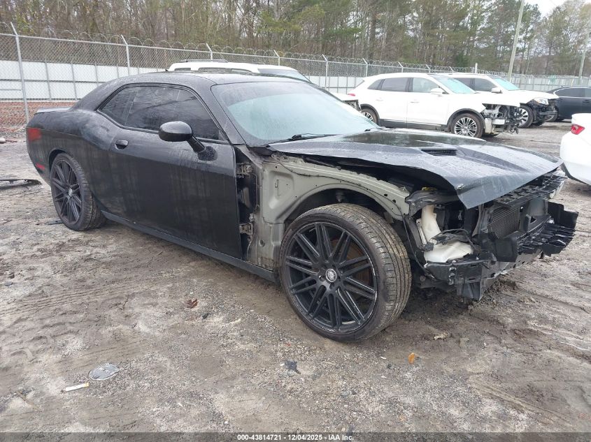 DODGE CHALLENGER SXT PLUS