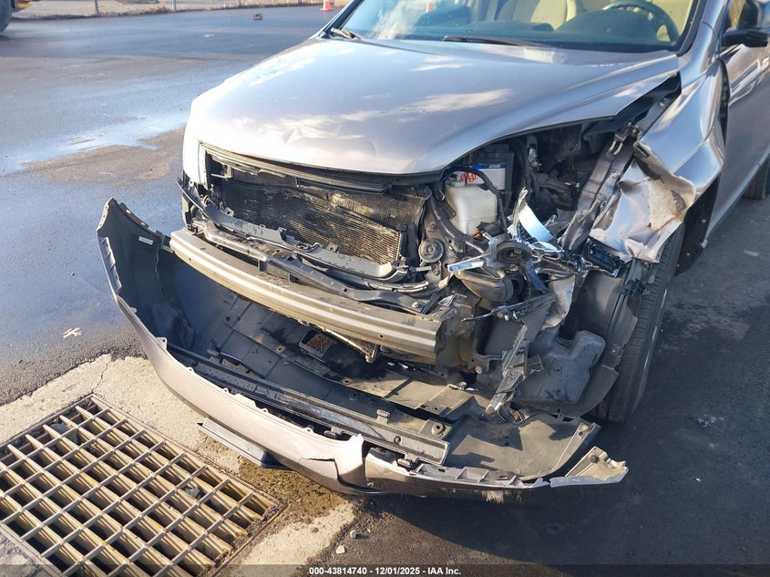 5J6RE4H4XBL074867 2011 HONDA CR-V photo no. 6