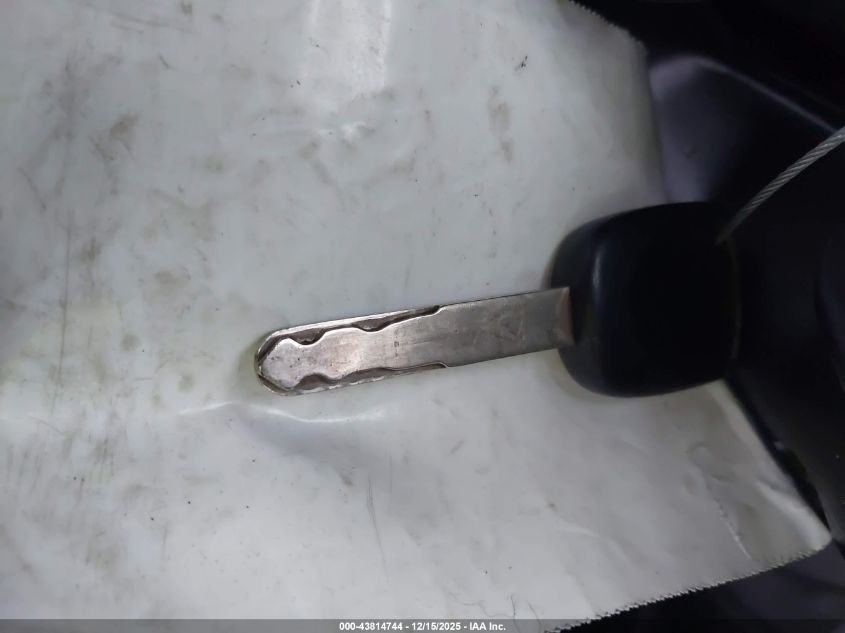 2004 Honda Cr-V Ex VIN: JHLRD78894C052104 Lot: 43814744