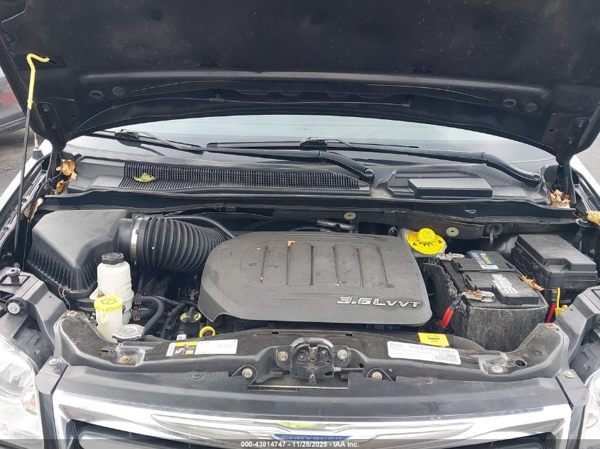 2016 Chrysler Town & Country Touring-L Anniversary Edition VIN: 2C4RC1CG1GR167335 Lot: 43814747