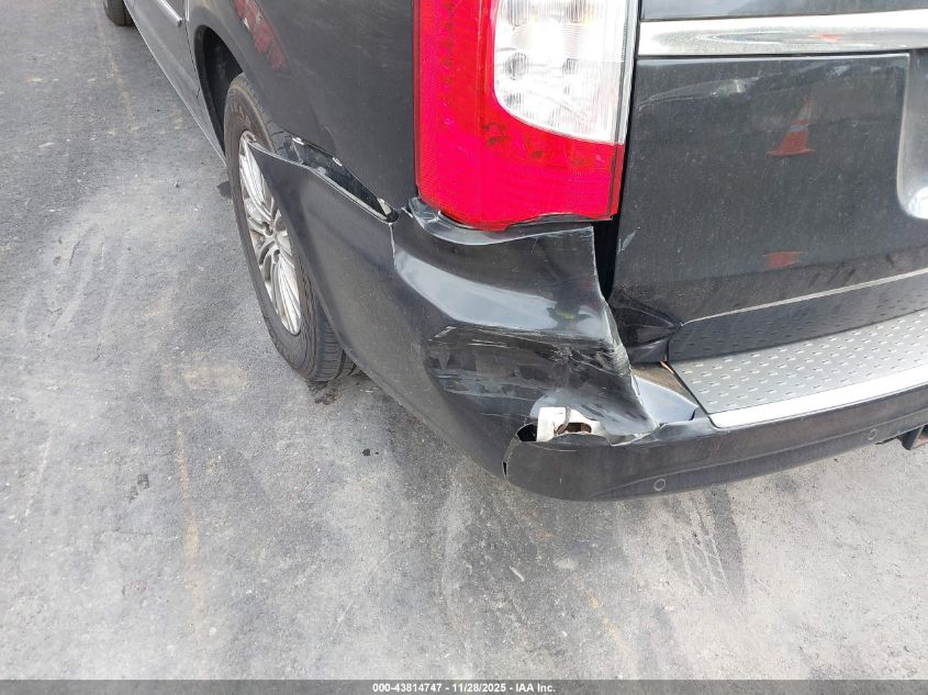 2016 Chrysler Town & Country Touring-L Anniversary Edition VIN: 2C4RC1CG1GR167335 Lot: 43814747