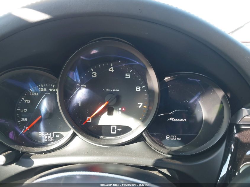 2021 Porsche Macan VIN: WP1AA2A56MLB11565 Lot: 43814845