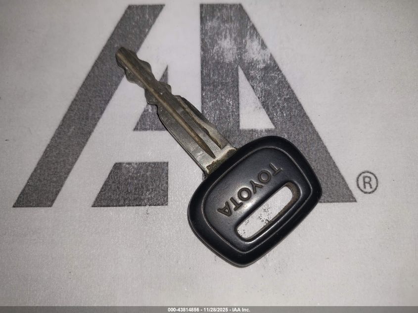 2000 Toyota Echo VIN: JTDAT1234Y5009775 Lot: 43814856