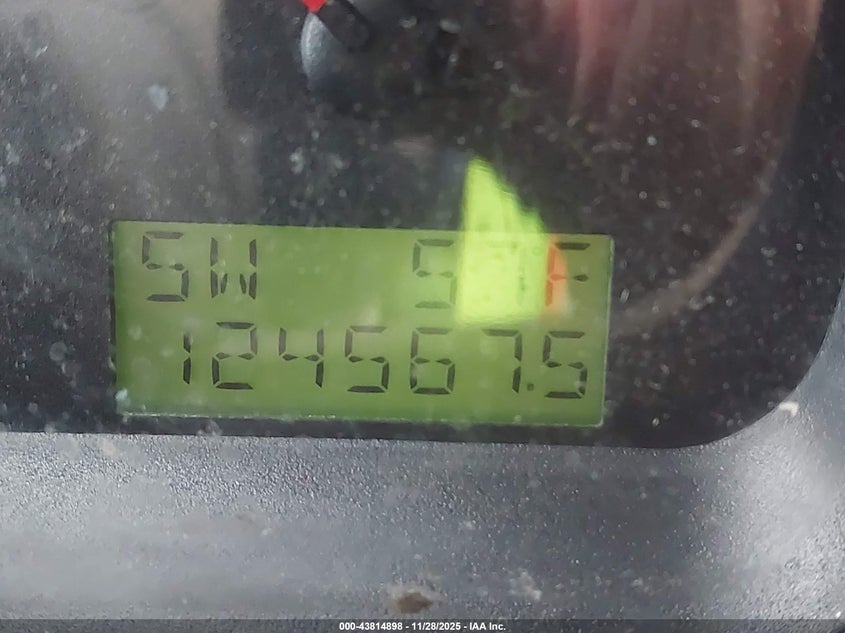 2004 Ford F-150 Xl/Xlt VIN: 1FTRF12574NC26890 Lot: 43814898