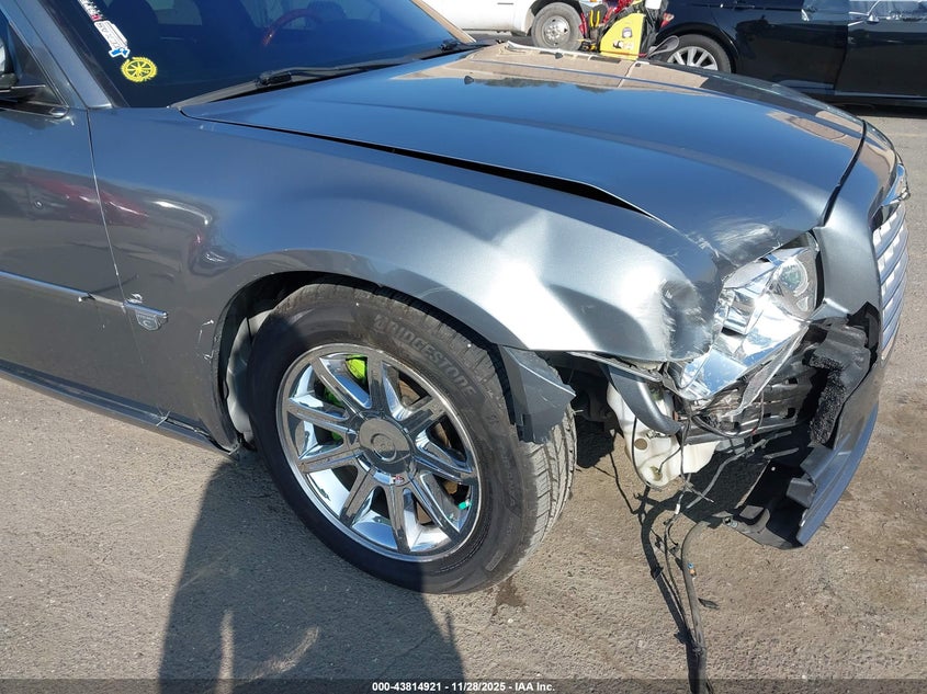 2006 Chrysler 300C VIN: 2C3LA63H56H282742 Lot: 43814921