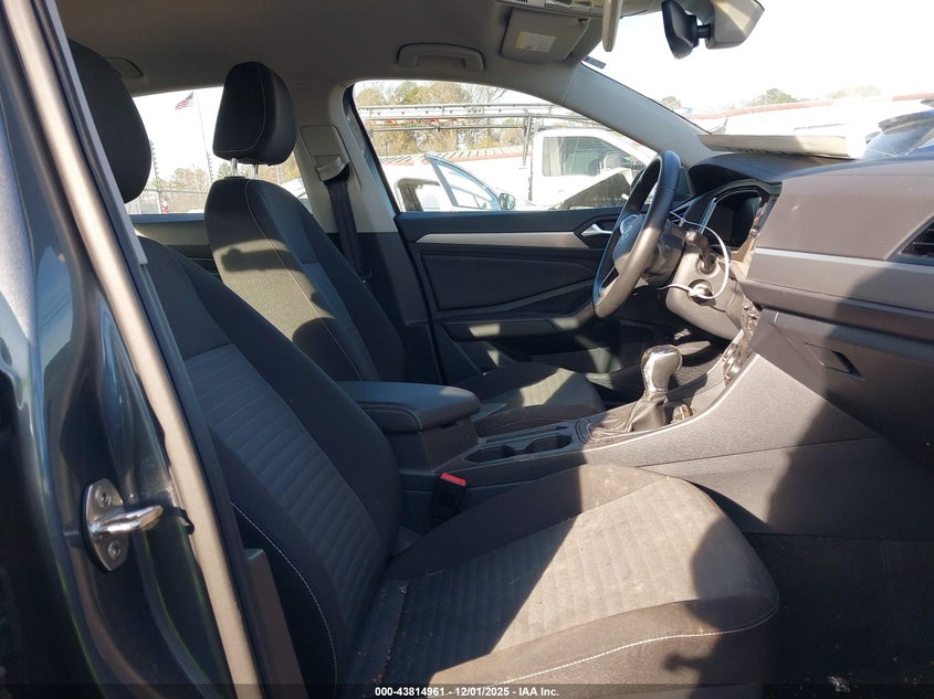 3VW5M7BU4RM082017 2024 VOLKSWAGEN JETTA photo no. 5