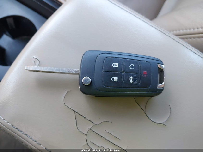 2013 Buick Lacrosse Leather Group VIN: 1G4GC5ER9DF250300 Lot: 43814988