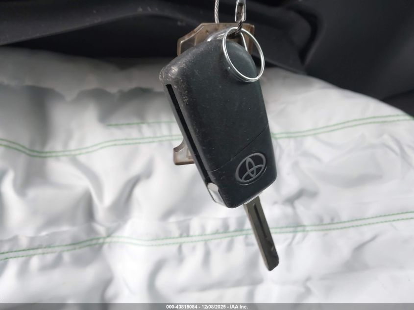 2022 Toyota Camry Le VIN: 4T1C11AK8NU631204 Lot: 43815084