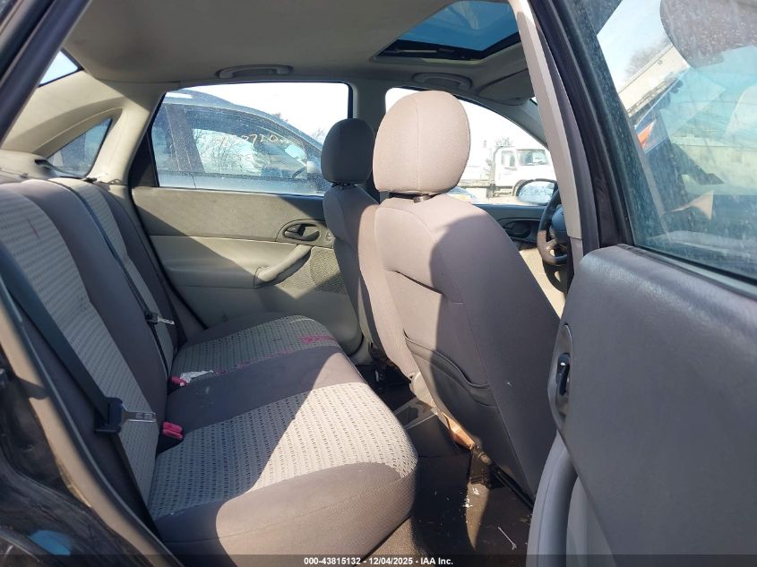 2005 Ford Focus Zx4 VIN: 1FAFP34N55W301936 Lot: 43815132