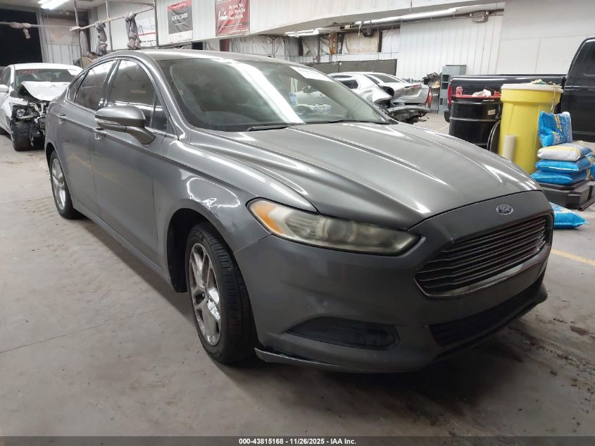 FORD FUSION SE