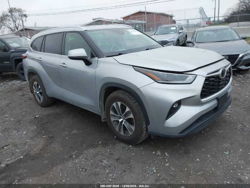 TOYOTA HIGHLANDER XLE
