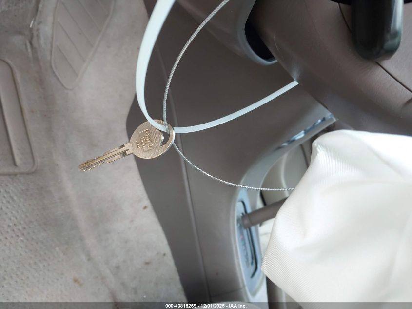 1998 Toyota Camry Le VIN: JT2BG22K5W0214935 Lot: 43815269