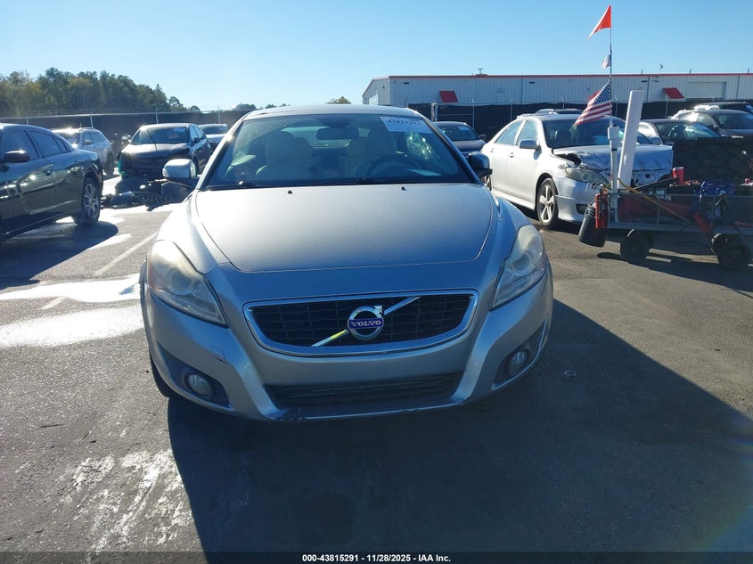 2012 Volvo C70 T5/T5 Platinum/T5 Premier Plus VIN: YV1672MC3CJ130692 Lot: 43815291