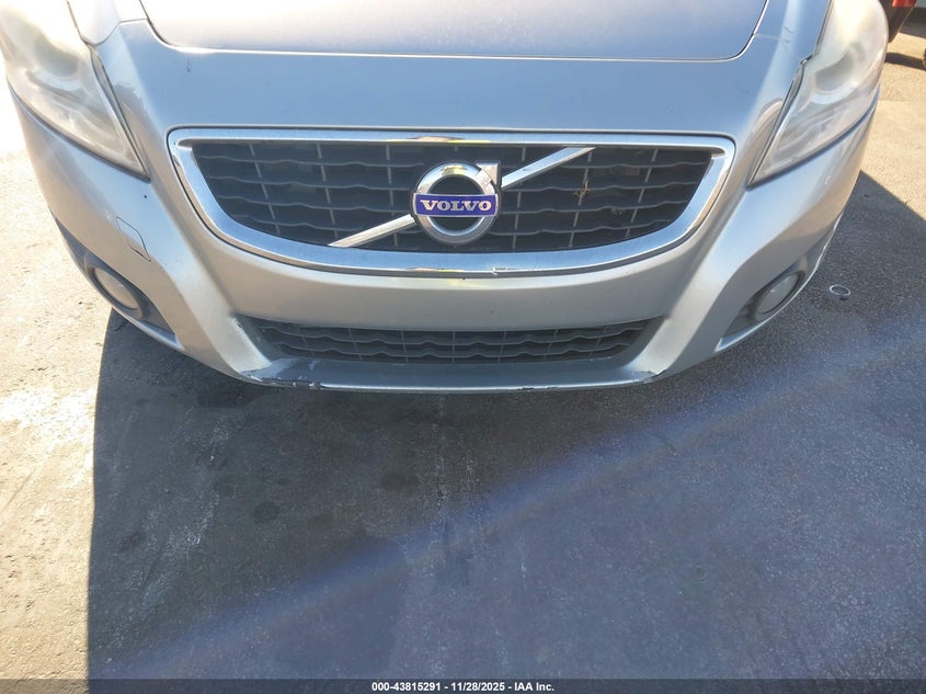 2012 Volvo C70 T5/T5 Platinum/T5 Premier Plus VIN: YV1672MC3CJ130692 Lot: 43815291