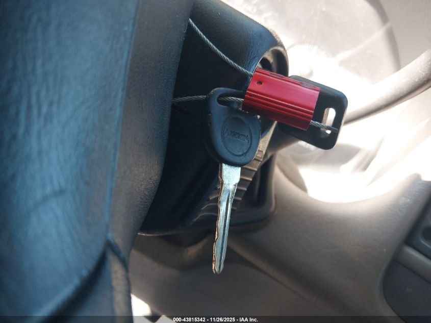 2005 Chevrolet Astro VIN: 1GCDM19X05B134207 Lot: 43815342