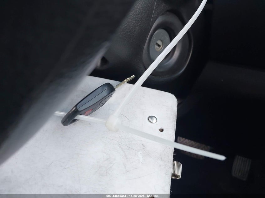 2014 Nissan Rogue Select S VIN: JN8AS5MV1EW716786 Lot: 43815344