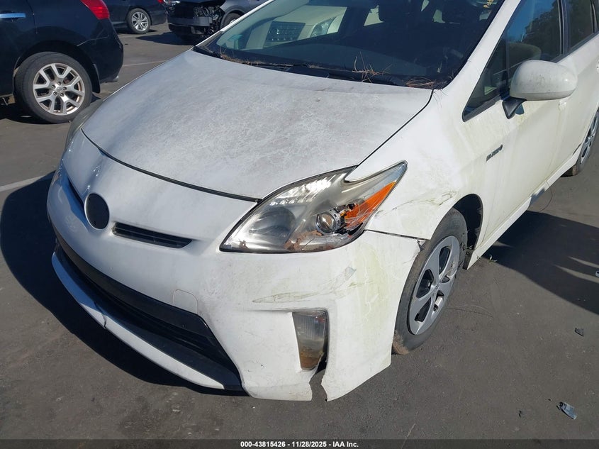 2015 Toyota Prius Two VIN: JTDKN3DU1F1911160 Lot: 43815426