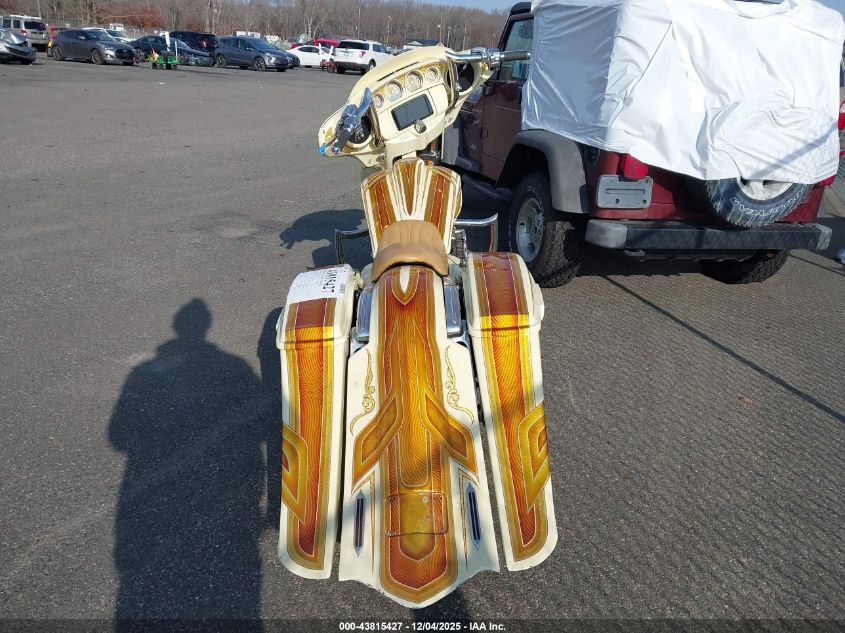 2015 Harley-Davidson Flhx Street Glide VIN: 1HD1KBM37FB666489 Lot: 43815427