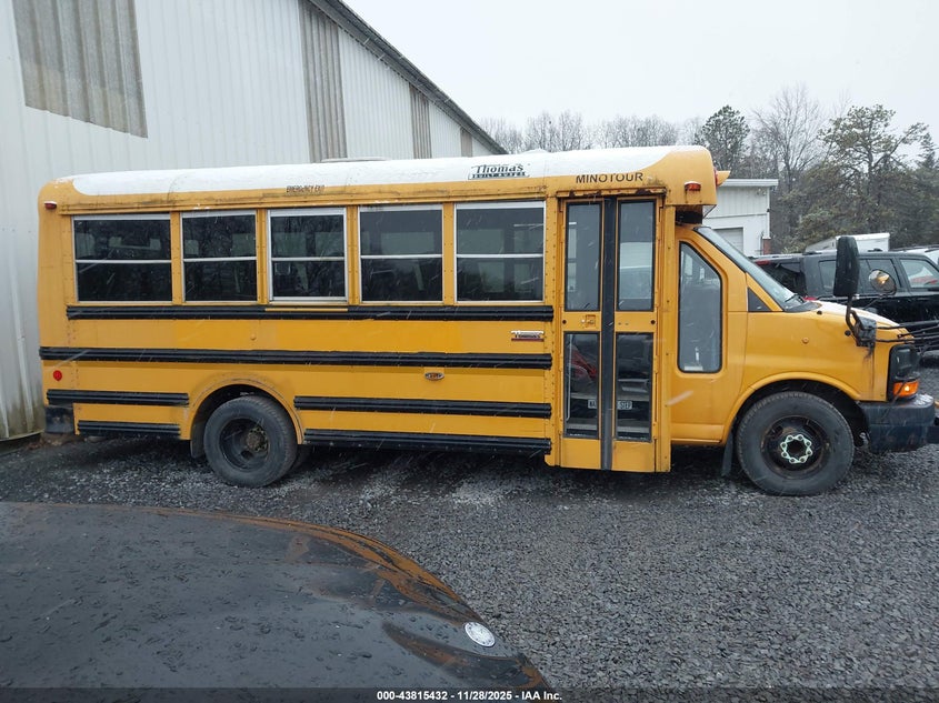 2012 Chevrolet Express Cutaway Work Van VIN: 1GB3G3BG5C1179398 Lot: 43815432