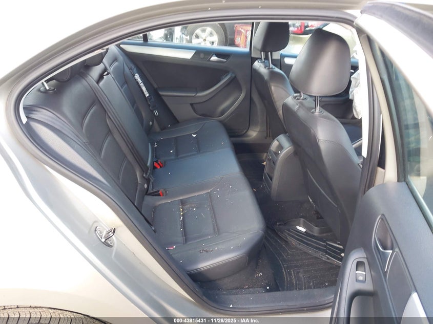 2013 Volkswagen Jetta Se VIN: 3VWBP7AJ4DM227261 Lot: 43815431