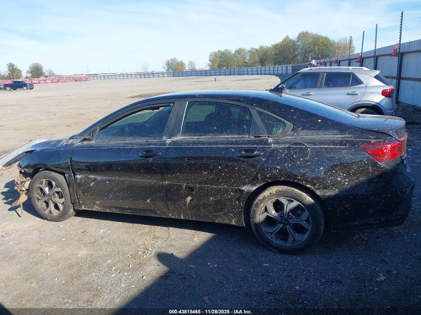 2019 Kia Forte Lxs VIN: 3KPF24AD1KE055872 Lot: 43815465