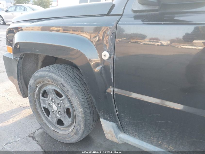 2008 Jeep Patriot Sport VIN: 1J8FT28088D732505 Lot: 43815490