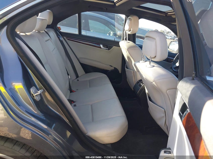 2009 Mercedes-Benz C 300 Luxury/Sport VIN: WDDGF54XX9R054356 Lot: 43815498