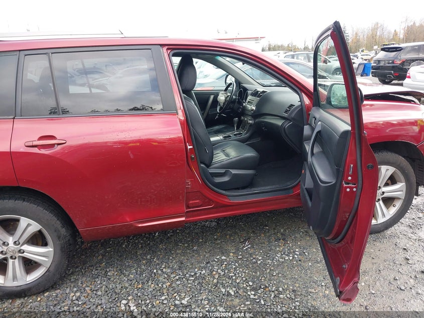 JTEES43A382048177 2008 TOYOTA HIGHLANDER photo no. 5