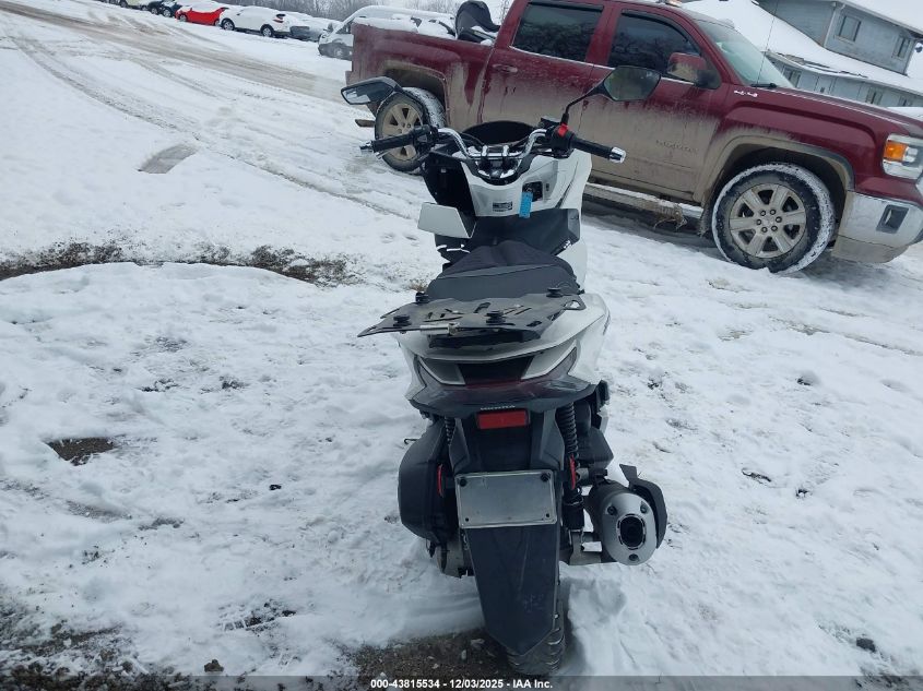 2022 Honda Ww150 A VIN: RLHKF4714NY100611 Lot: 43815534