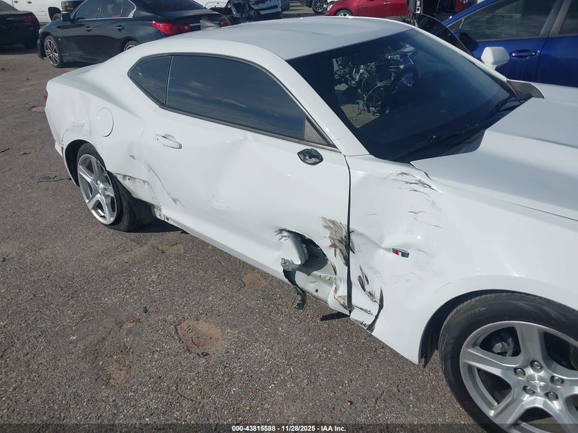 2020 Chevrolet Camaro Rwd 1Lt VIN: 1G1FB1RX9L0140300 Lot: 43815588